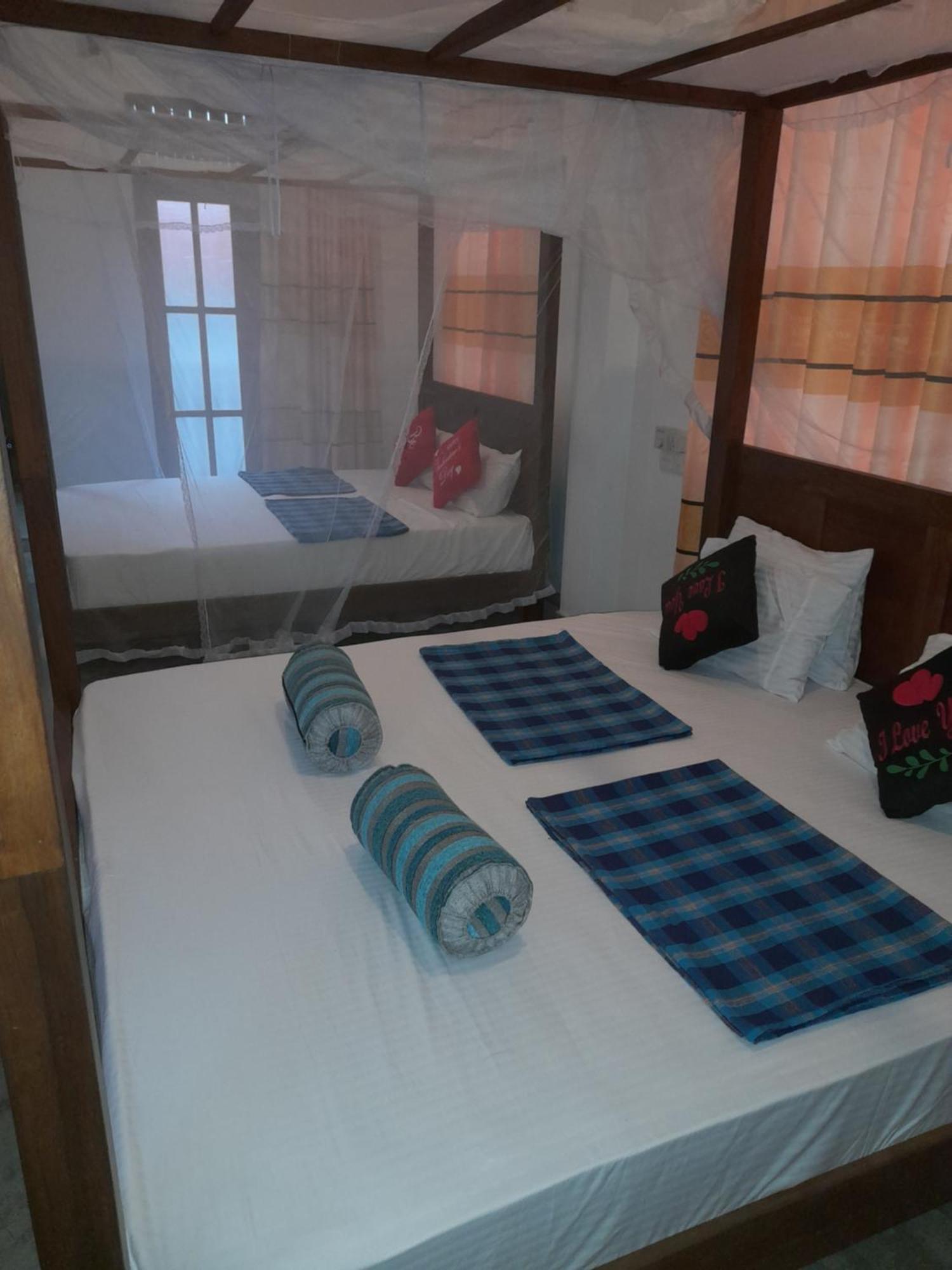 디크웰라 Hiriketiya Hasmal House 아파트 외부 사진